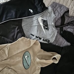 Nike Sweatshirt and Joggers Set